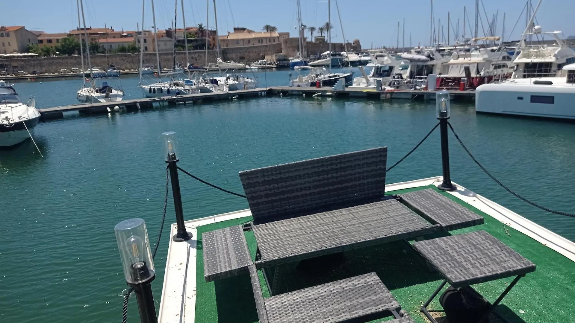 Bateau-hôtel Houseboat Blueseadream Dolphin Casetta Galleggiante Alghero Italie